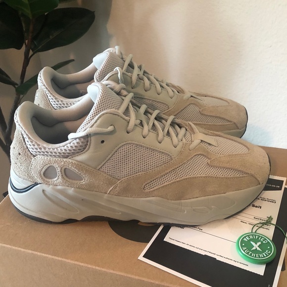 adidas yeezy boost 70